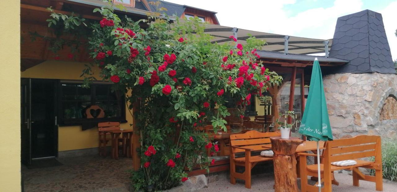 Landgasthof Plohnbachtal Ug Hotel Lengenfeld  Exterior photo